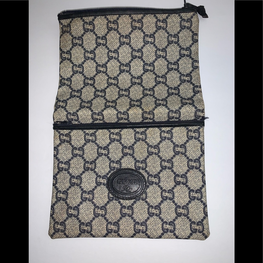 Vintage Gucci Plus Makeup Clutch